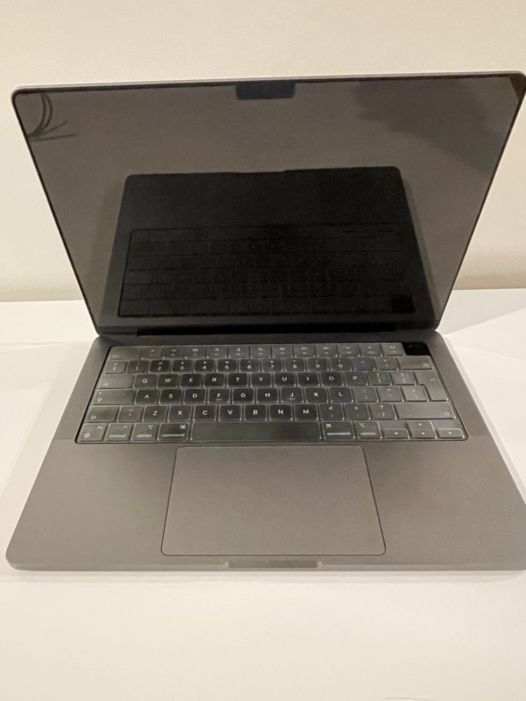 APPLE MacBook Pro 2023 14” Retina M2 Pro