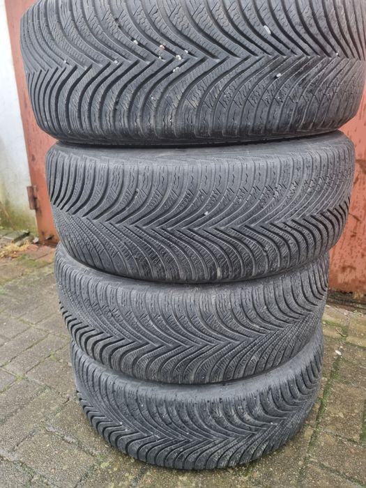 Opony Michelin Alpin 5 225 55 r 17