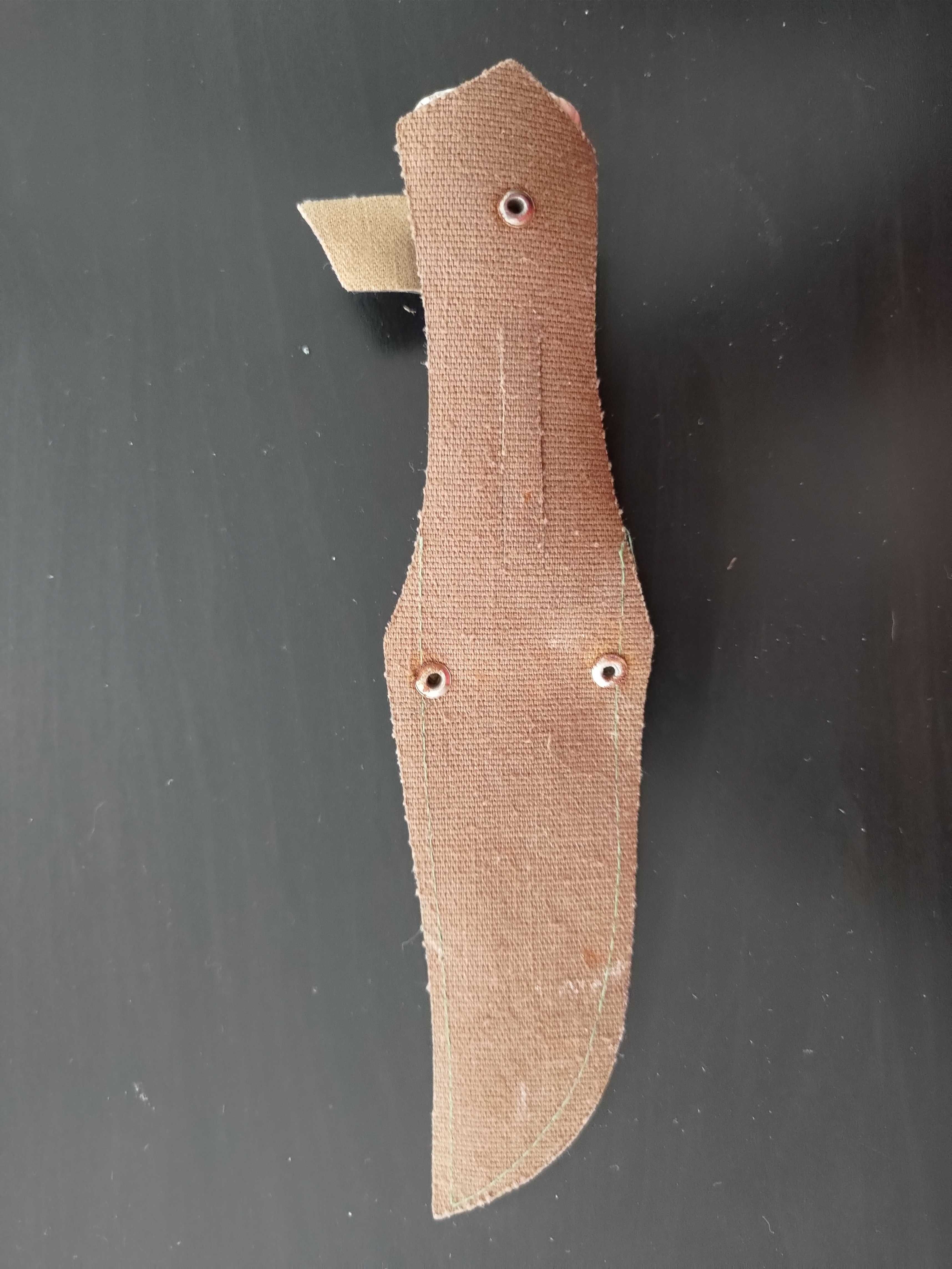 Zabytkowy nóż Finka z kaburą