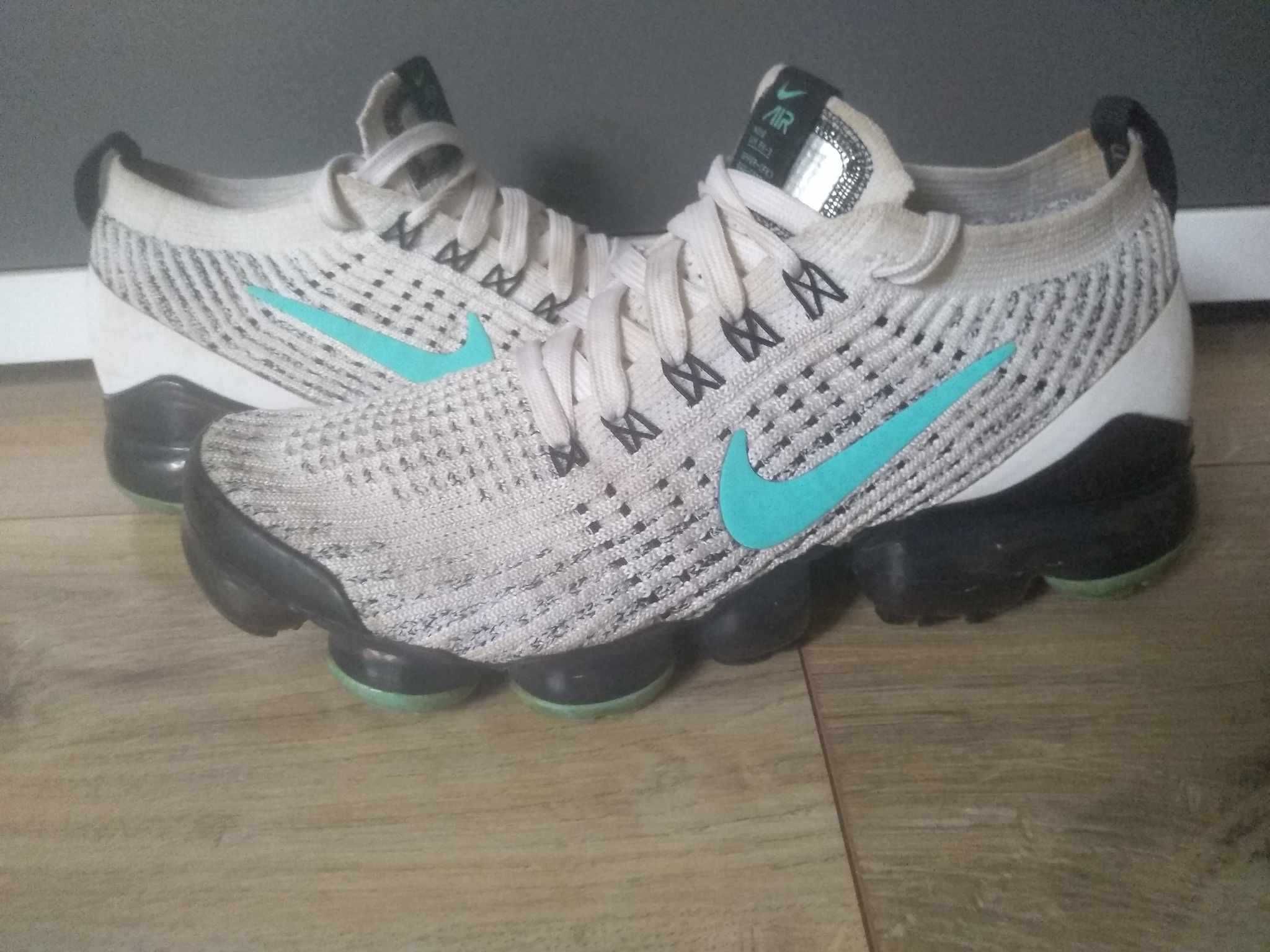 Nike Air VaporMax Flyknit 3 size 38