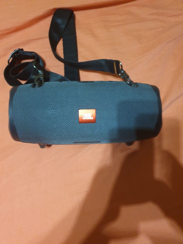 Coluna jbl 2 nova