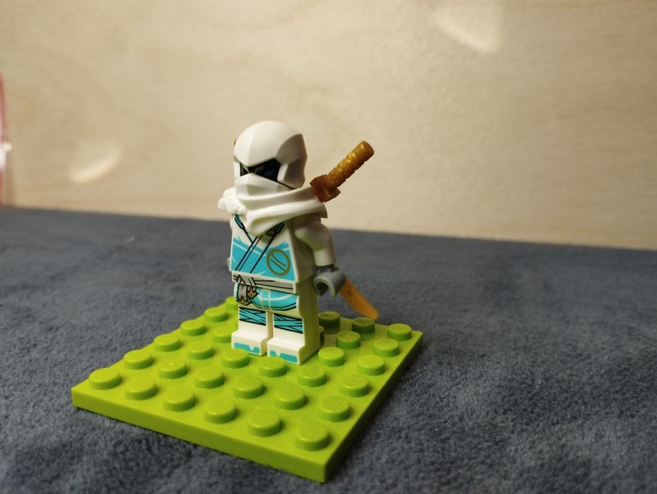 Minifigurka Zane Dragon Rising njo0819 Ninjago Oryginalna Lego