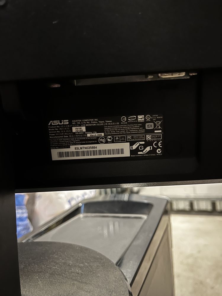 Monitor Asus Sprawny