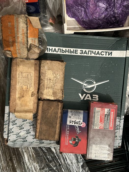 Вкладиші шатунні корінні УАЗ ГАЗ різні розміра СССР
