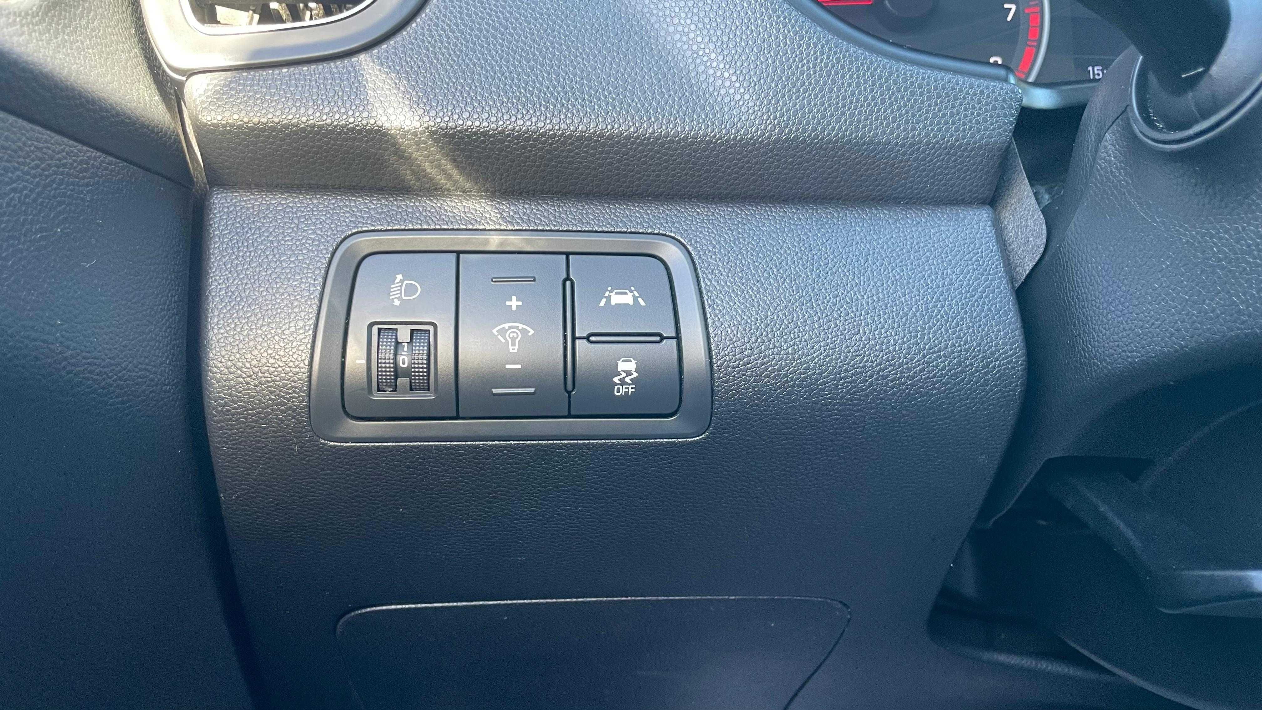 Hyundai i20 1.0 100cv - Caixa Automática -