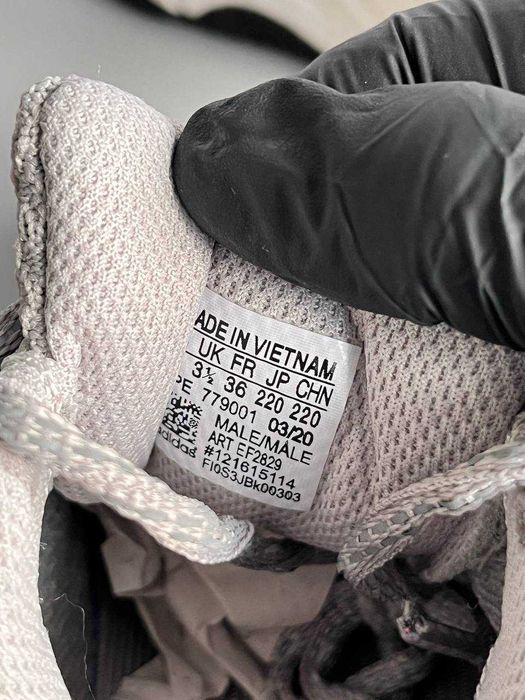 Жіночі Кросівки Adidas Yeezy 700 v2 Static 36 Без Предоплати