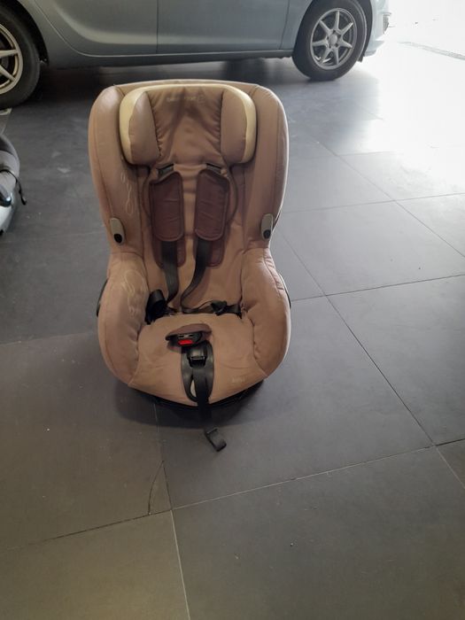 Cadeira Bebeconfort Axiss (giratória)
