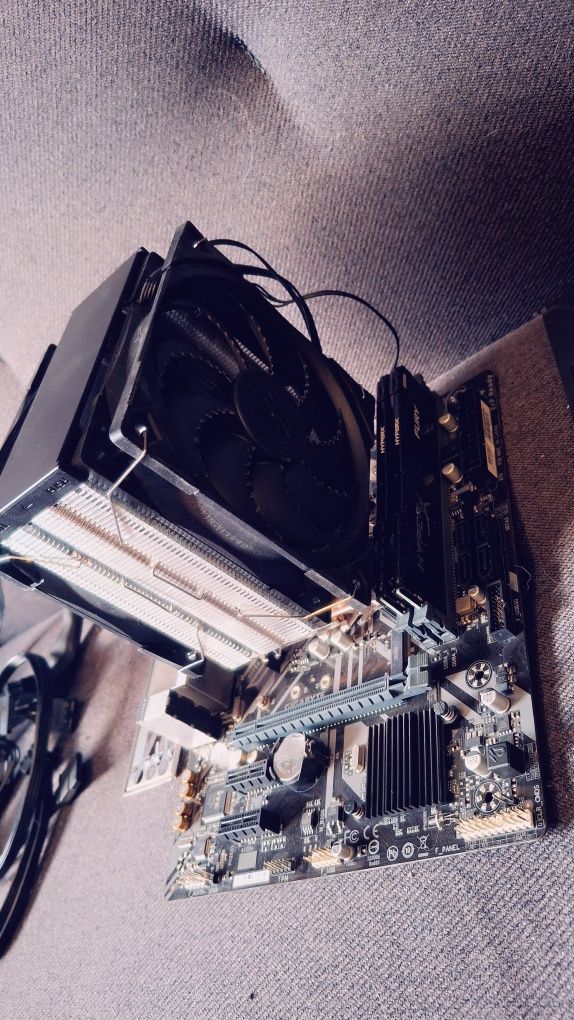 Plyta główna z cpu Intel i5-9600kf i ram 16gb