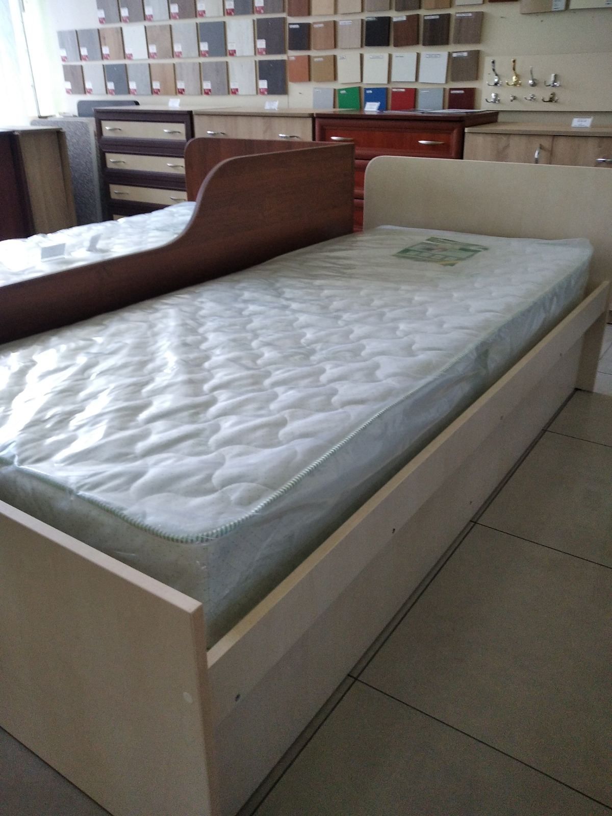 Ліжко односпальне меблі