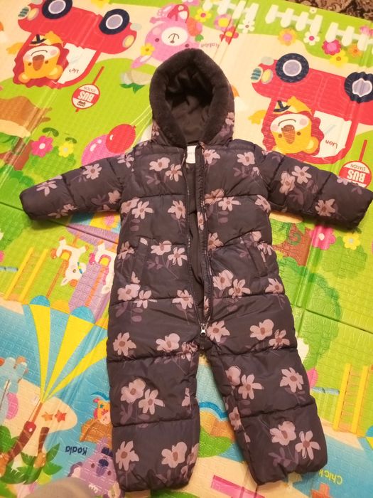 Продам зимовий комбінезон на дівчинку