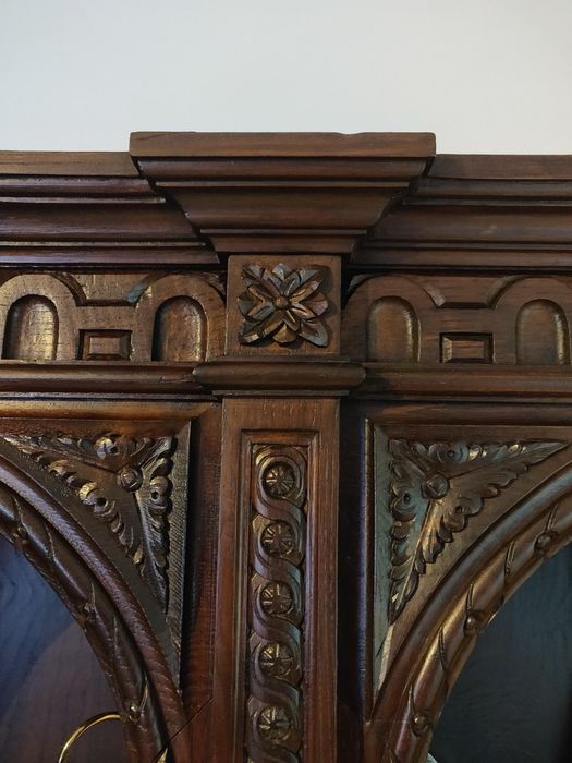 Móvel Antigo de sala em Madeira Maciça – excelente estado