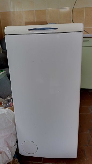Пральна машина з вертикальним завантаженням Whirlpool AWT 2296