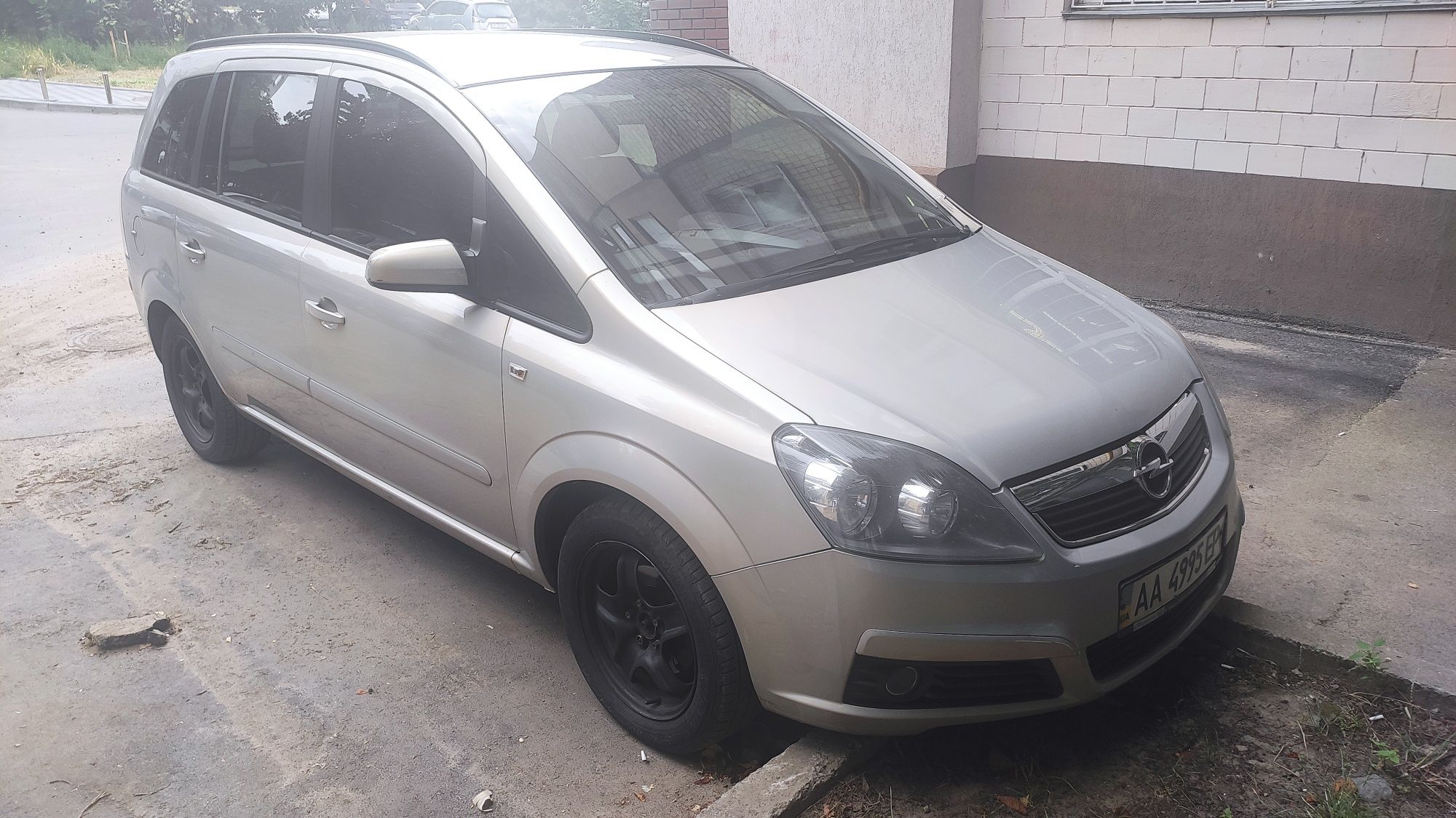 Opel Zafira B 1.8