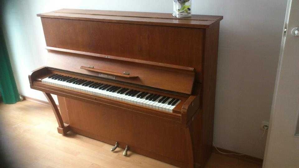 Pianino sprzedam