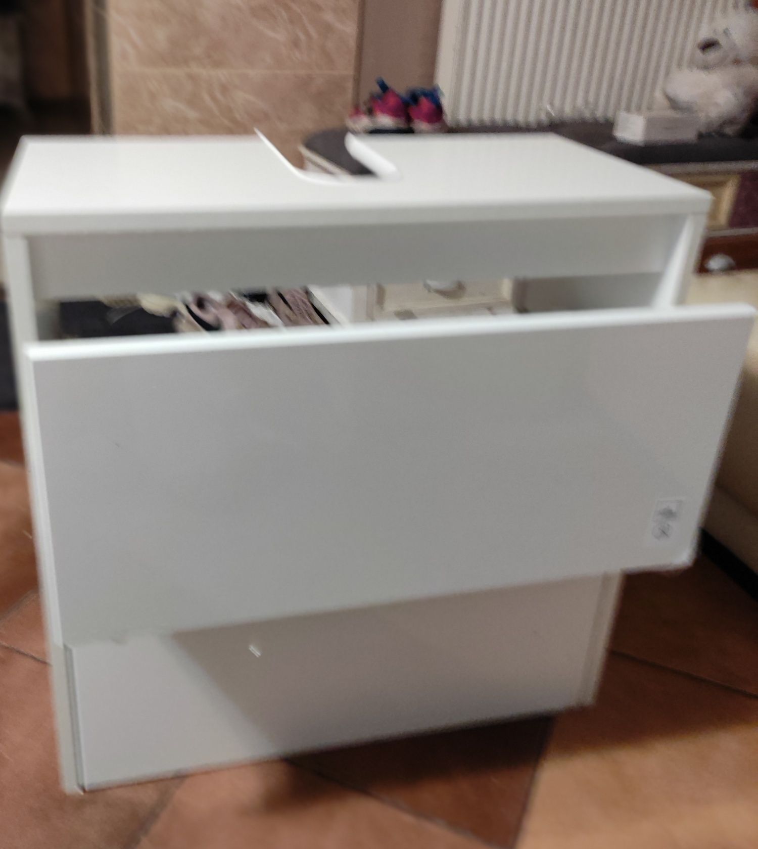 Sprzedam szafkę pod umywalkę nowa