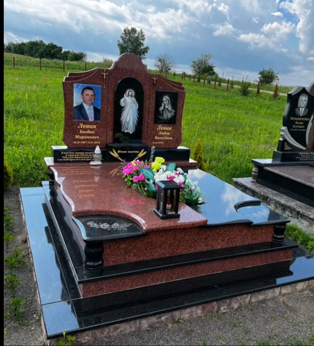 Пам'ятники з граніту київ