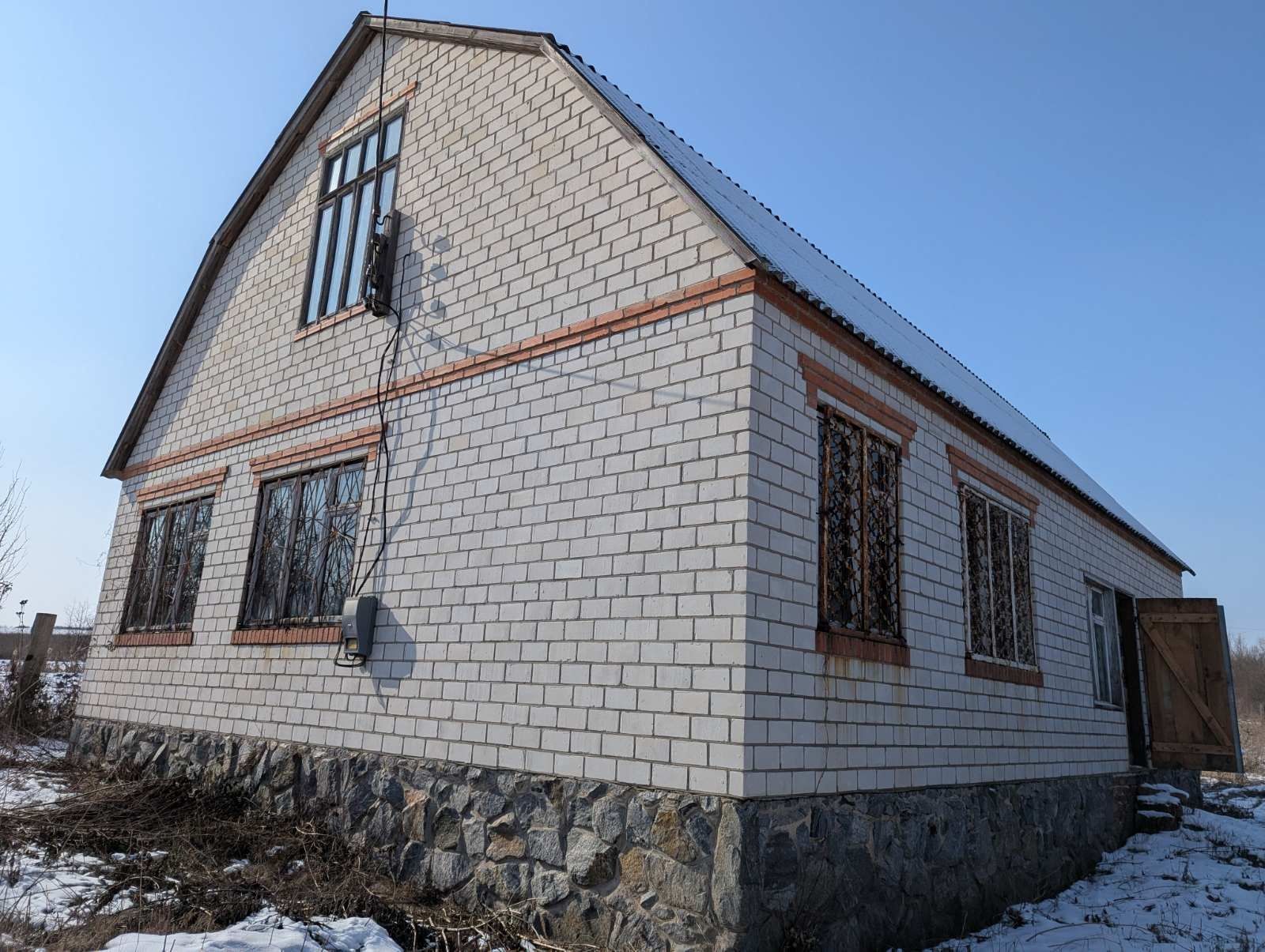Дім без внутр робіт