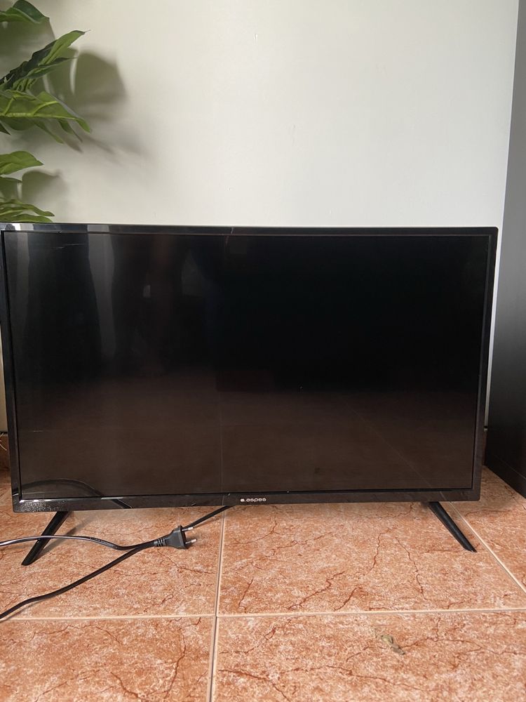TV aspes 32’’ com comando - LER DESCRIÇÃO!