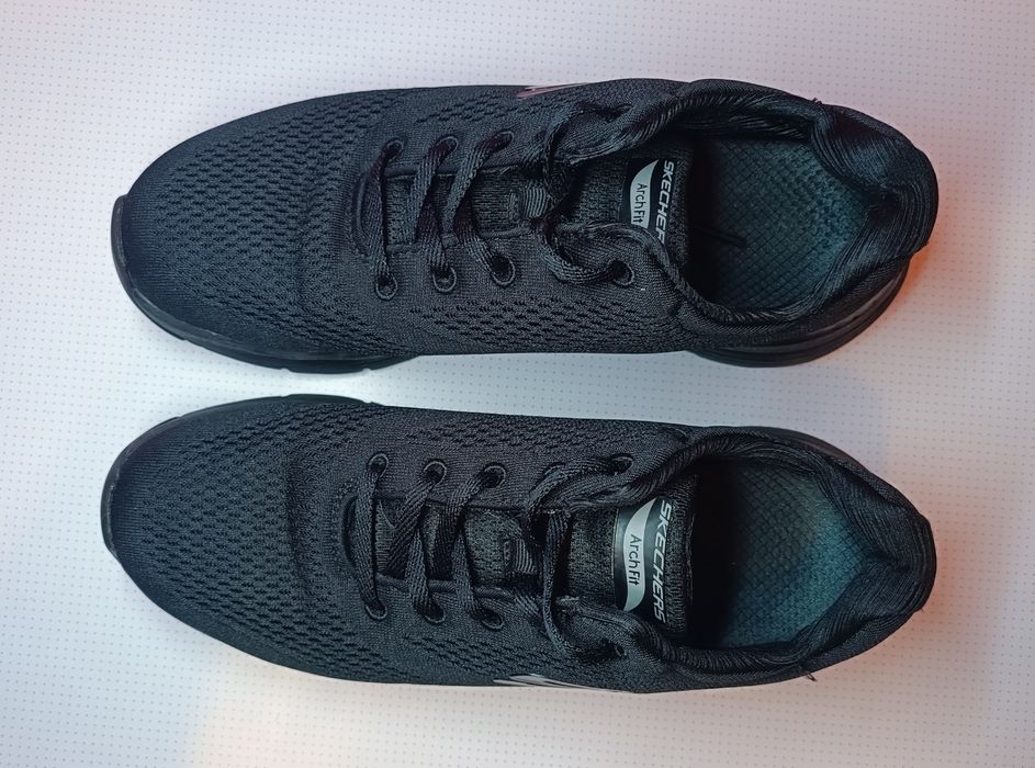 Женские кроссовки Skechers 38.5 (8.5) 25.5 см Черные