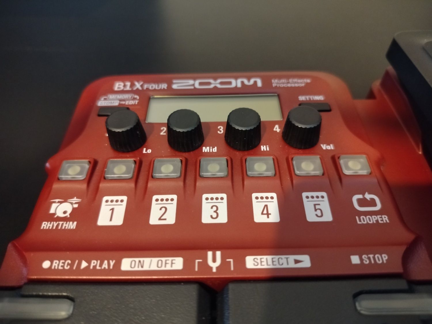 Multiefekt basowy ZOOM B1X FOUR
