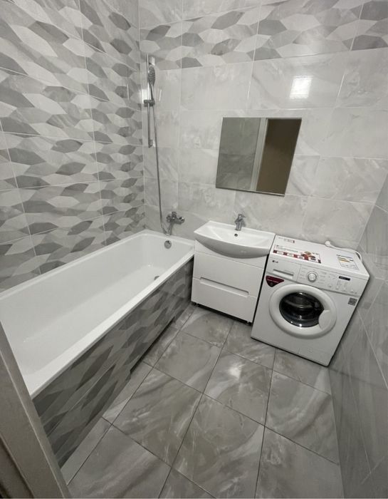 Оренда двокімнатної квартири в ЖК Західний, вулиця Райдужна. Новобуд