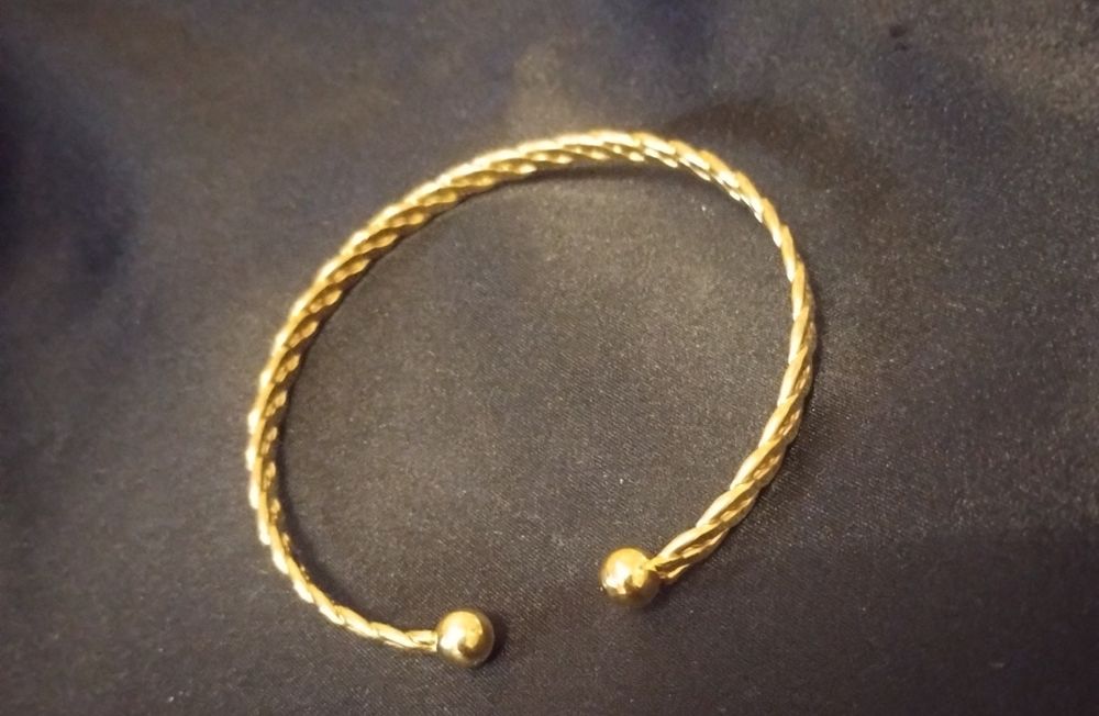 Браслет симпатичний мед золото