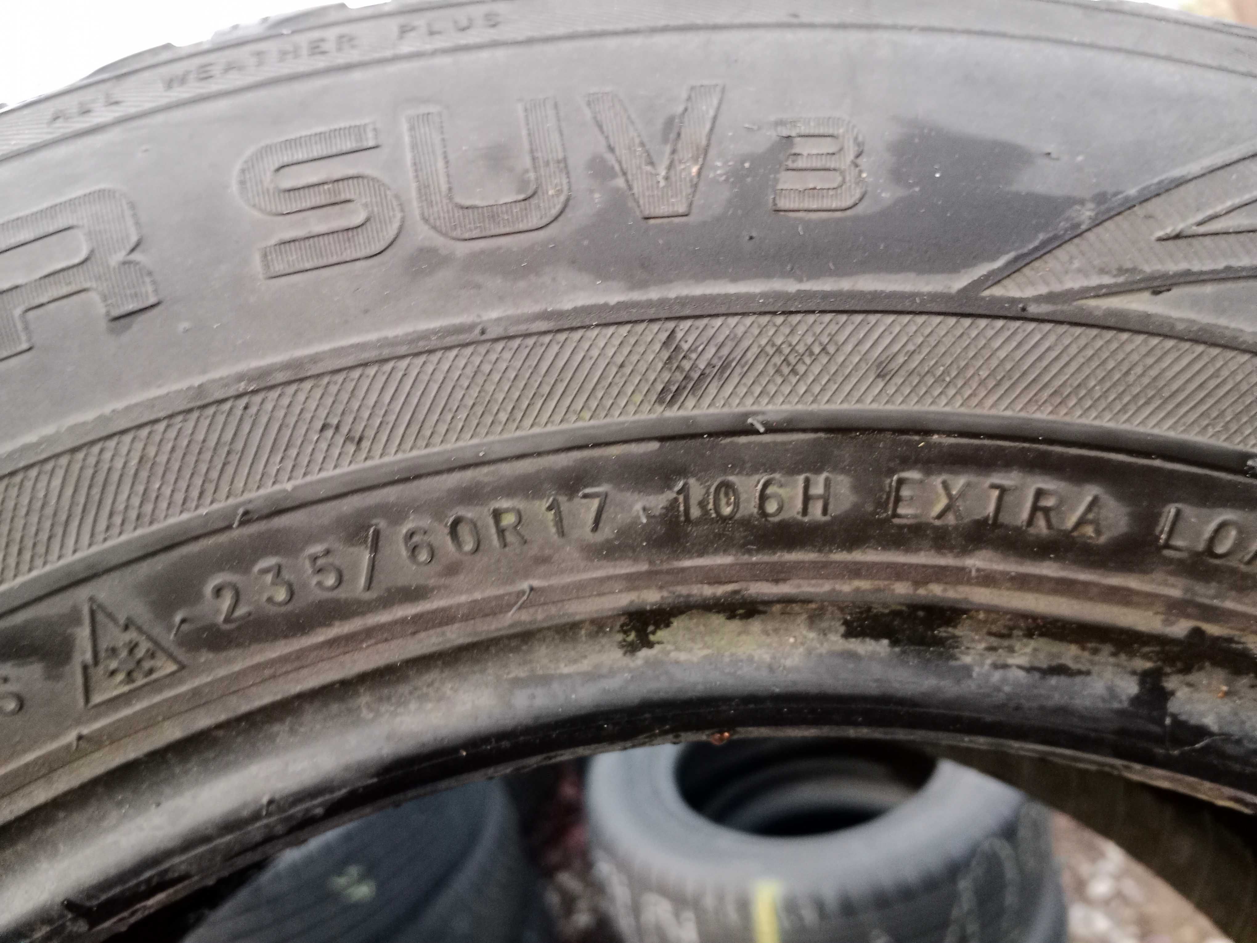 Opona używana 235/60R17 Nokian WR SUV 3 1szt.