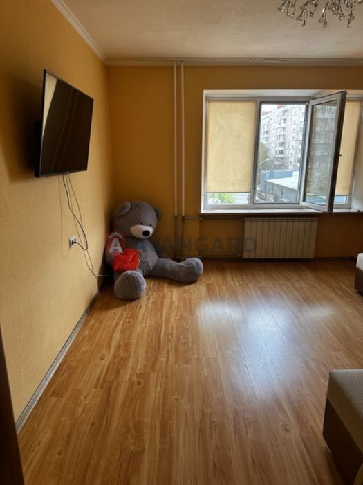 Продаж 2 кімнатної квартири.Бородинський.