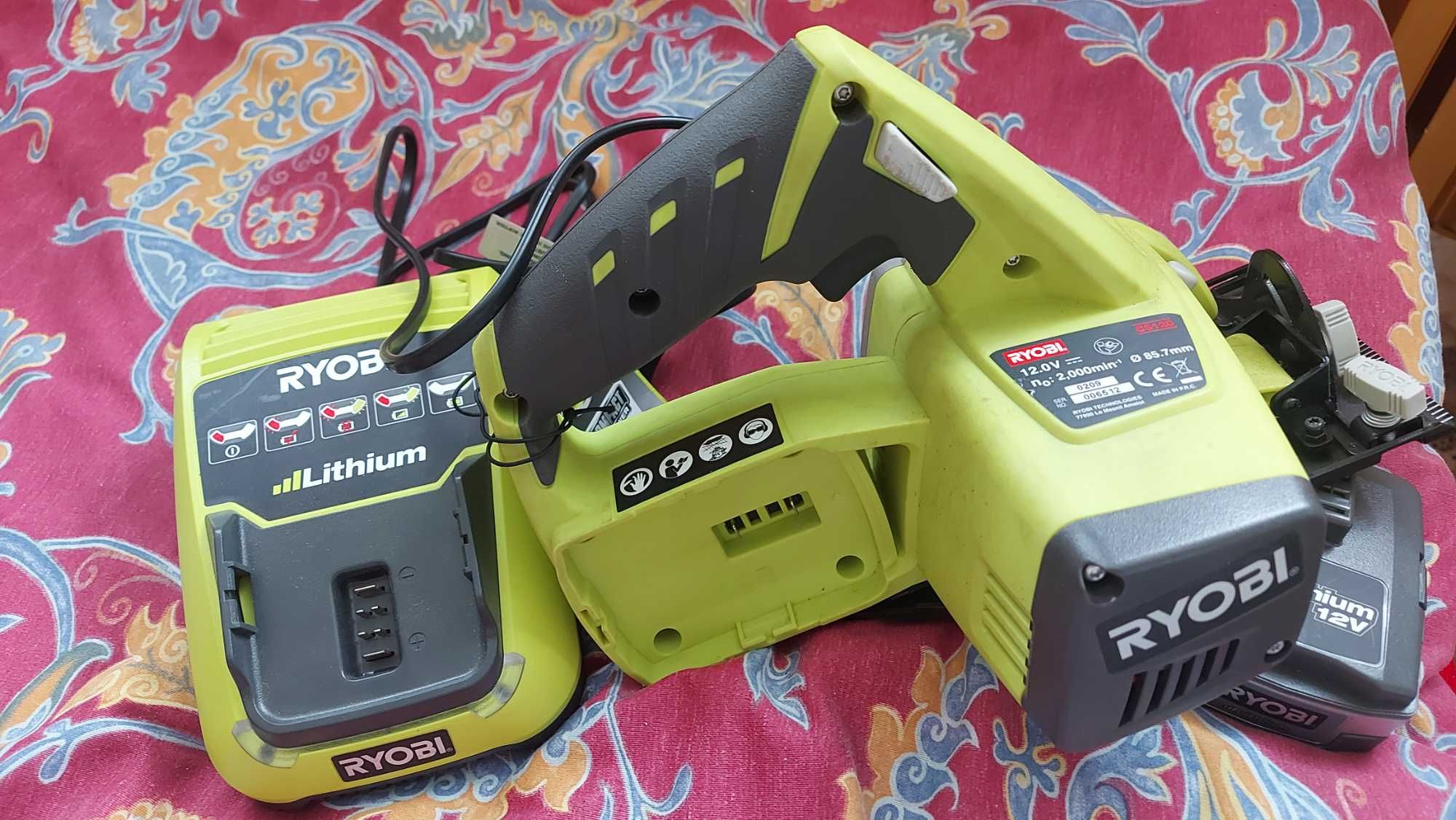 Pilarka Piła Wgłębna Ryobi 12 V