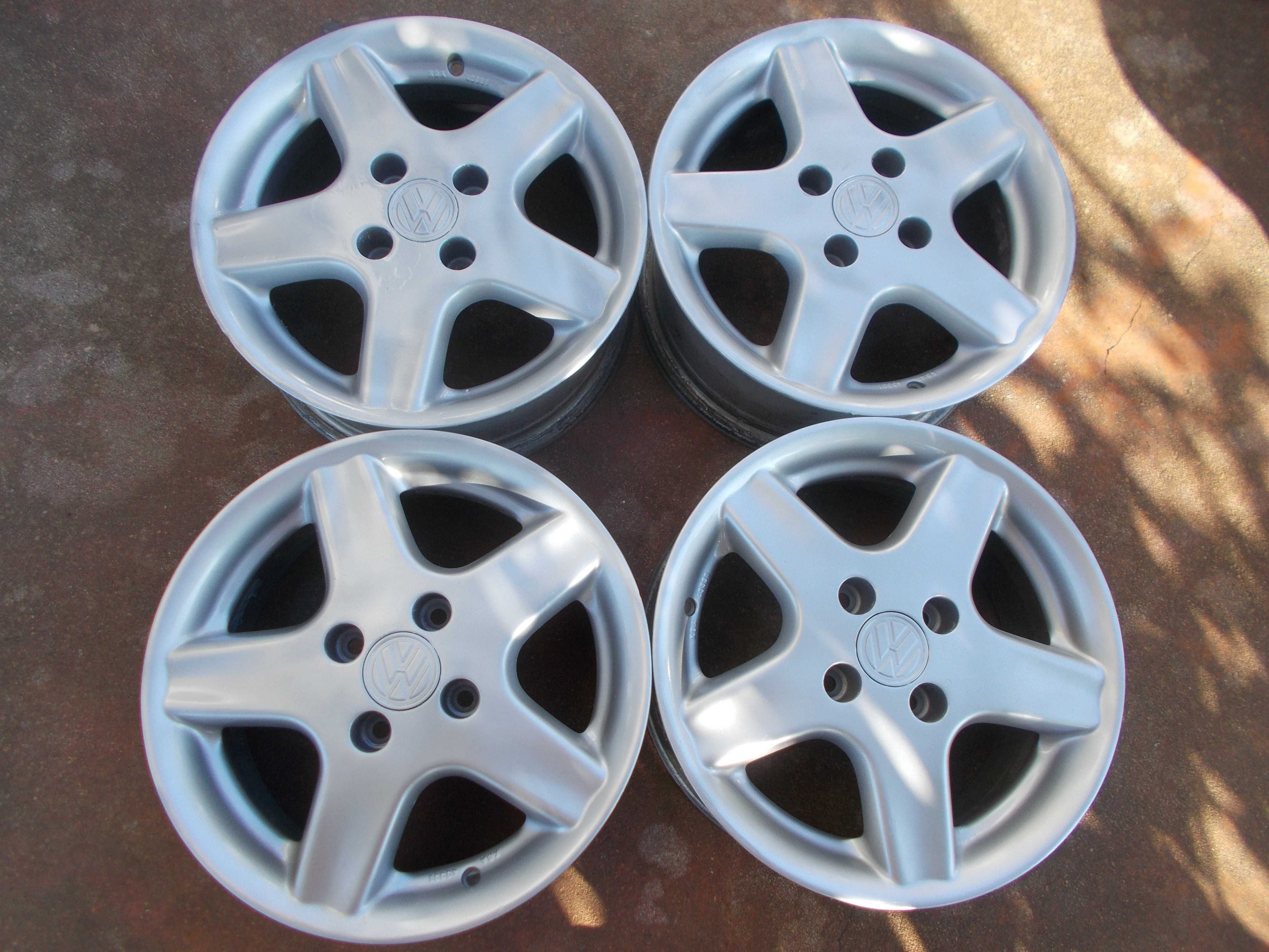 Jantes 14 4x100 VW Polo , Lupo, UP, Golf 1,2,3 , Cady Vento Passat Fox