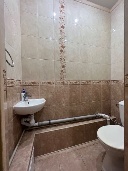 Снимите двухкомнатную квартиру в Центре, проспект Дмитра Яворницького