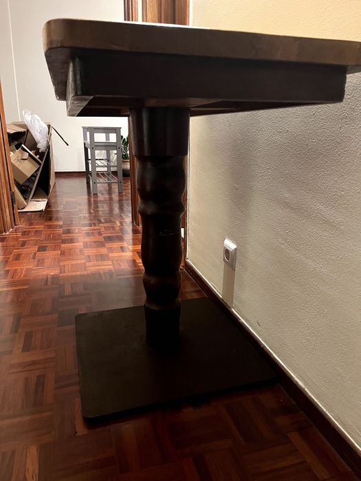 Mesa de Apoio em Madeira