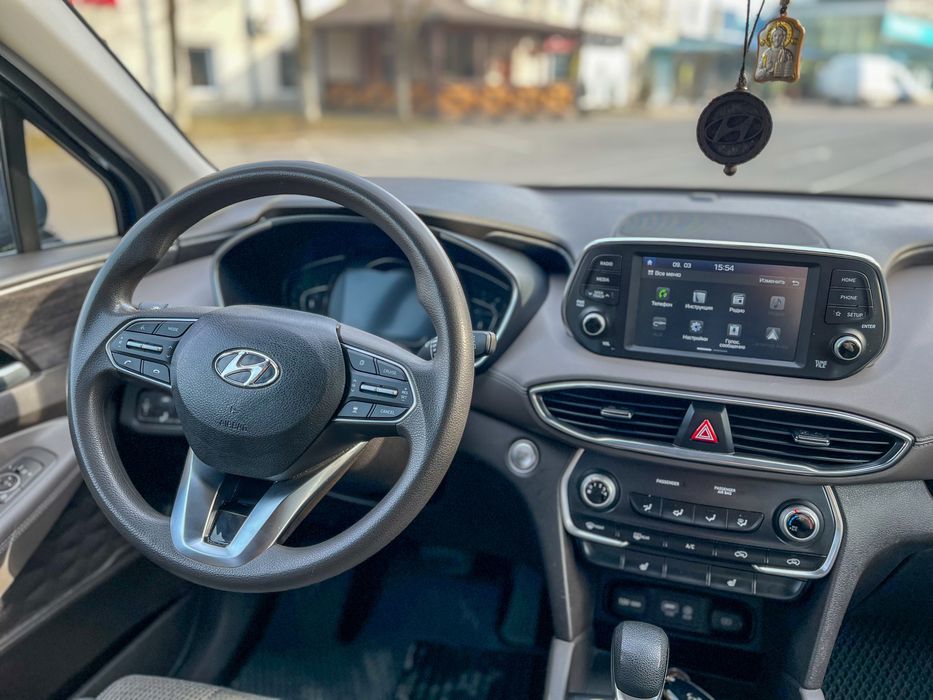 Hyundai SantaFe 2.4 бензин