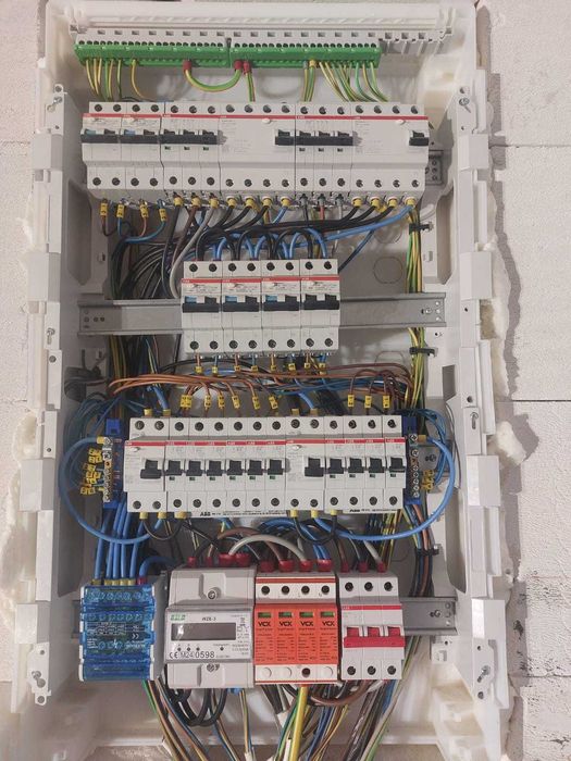 Instalacje elektryczne , usuwanie usterek  , automaty do bram