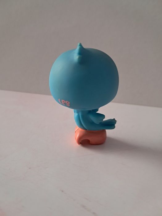 Littlest pet shop lps