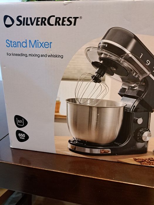 Robot kuchenny planetarny