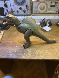 Динозавр від ремонт
