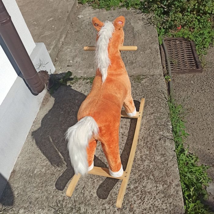 Коник - гойдалка великий