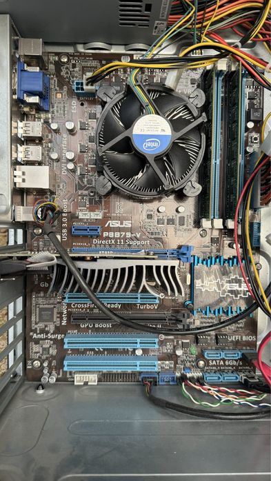 Материнские платы Asus MSI