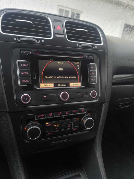 VW Golf Variant 1.6 TDI 105CV