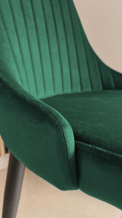 Welurowe krzesło tapicerowane do salonu i jadalni. Nowe. Wysyłka 24h