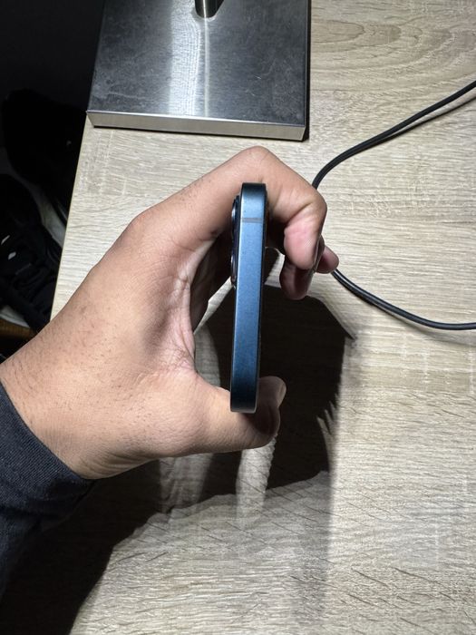 iPhone 13 128gb midnight blue