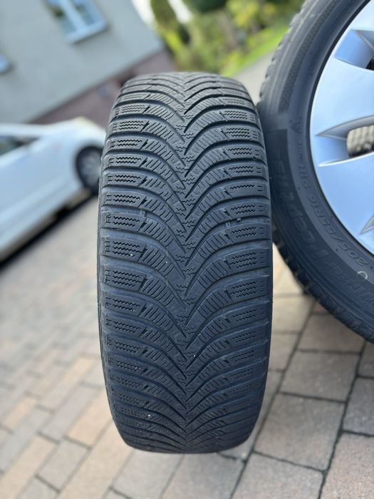 Felgi + opony zimowe 205/55 R16