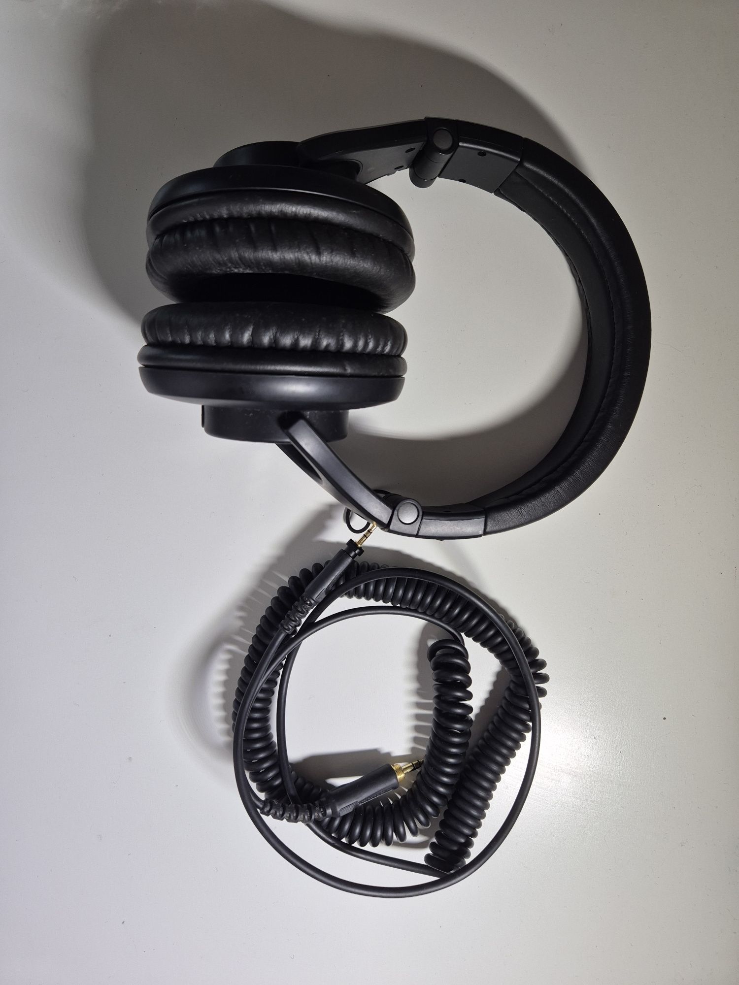 Studio Headphones SRH440