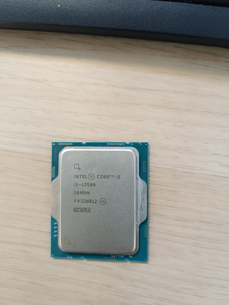 Procesor i5 13500 z wbudowaną kartą graficzną