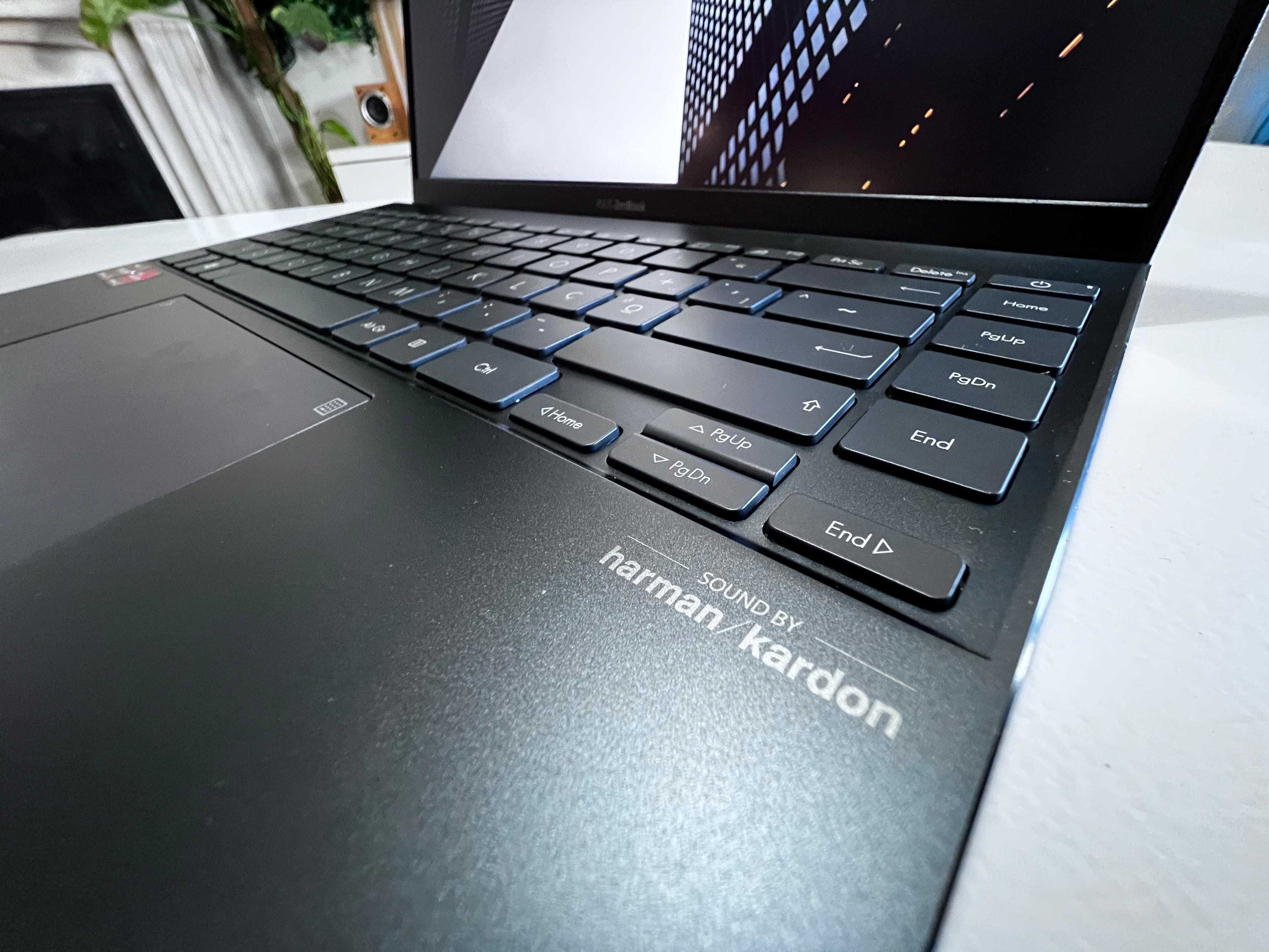 Asus Zenbook Premium | Ecrã OLED | Leve e Potente | Ryzen 5