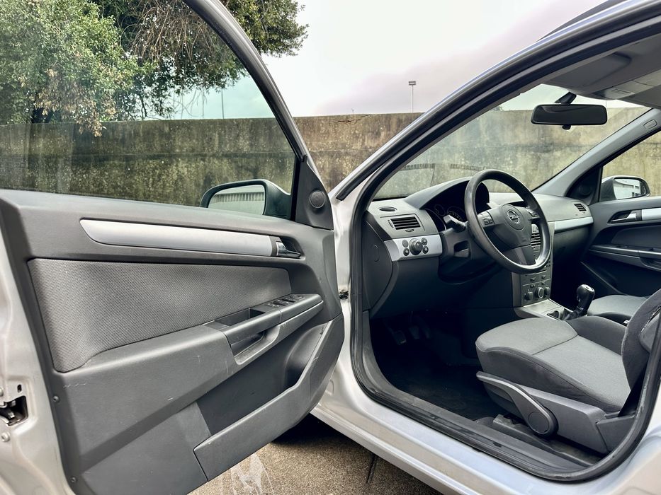 Opel Astra Caravan 1.4 poucos km