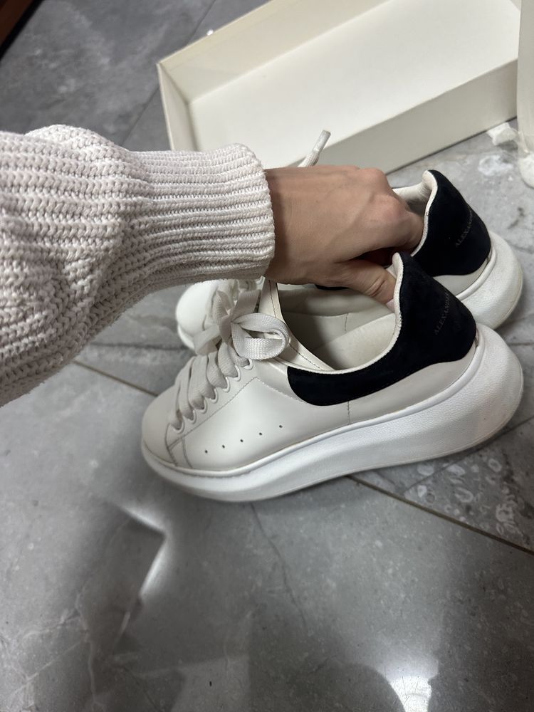 Alexander mc queen 39 sneakersy buty