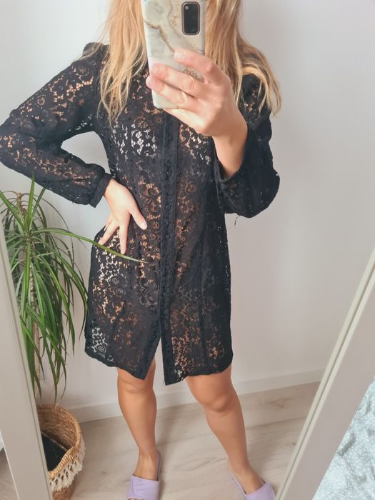 Czarna koronkowa sukienka  Primark