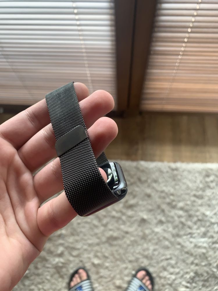 Apple Watch series 4 Nike Edition